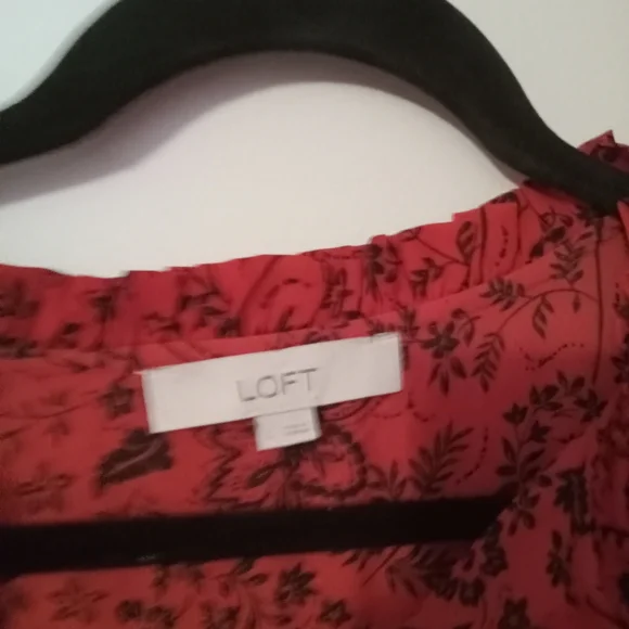 Women's Red & Black Floral Print Peasant Blouse - Picture 3 of 4